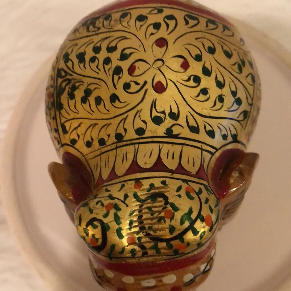 Elephant Figurines/Set of 2 - Picture 10 of 12